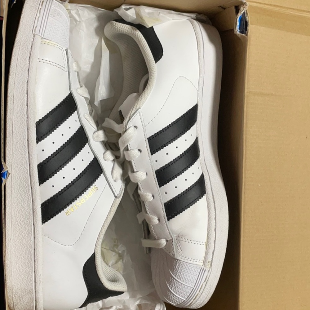 Adidas superstar